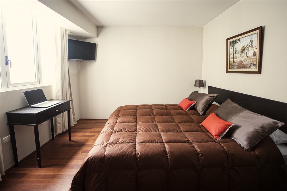 Santa Cruz Hotel Lima
